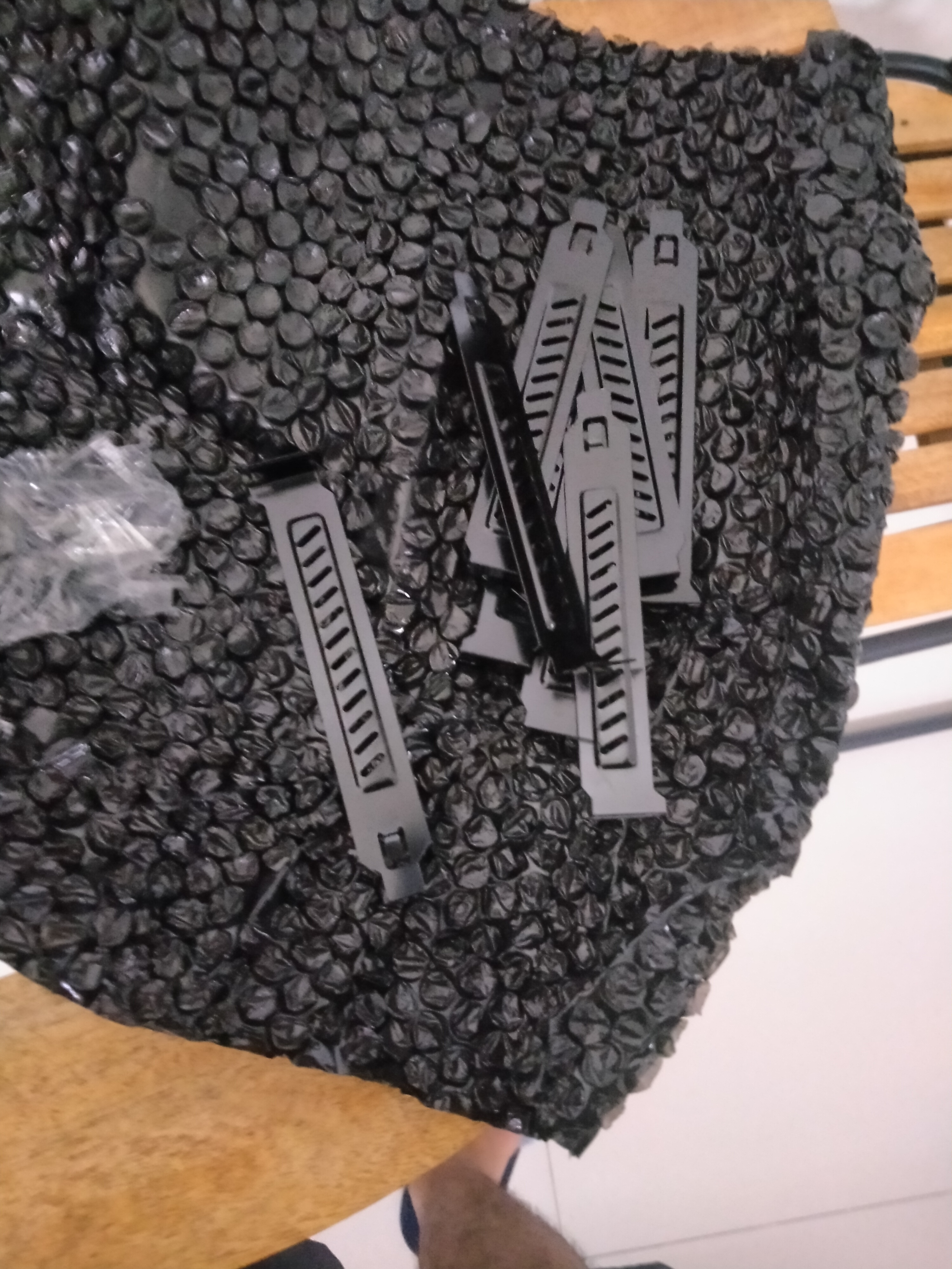 IMAGE OF PCIE SLOT COVERS