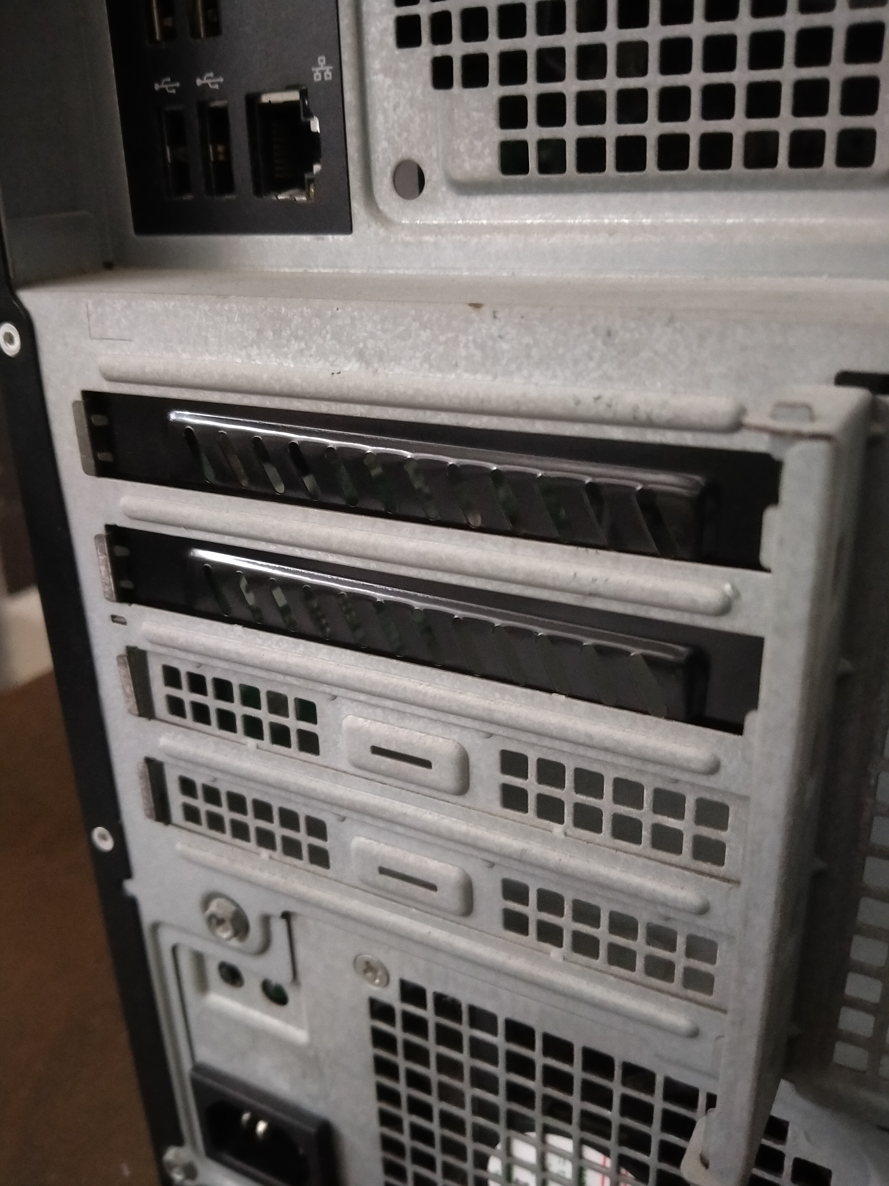 IMAGE OF DELL INSPIRON 3671 WITH PCIE SLOT COVERS ONE AND TWO